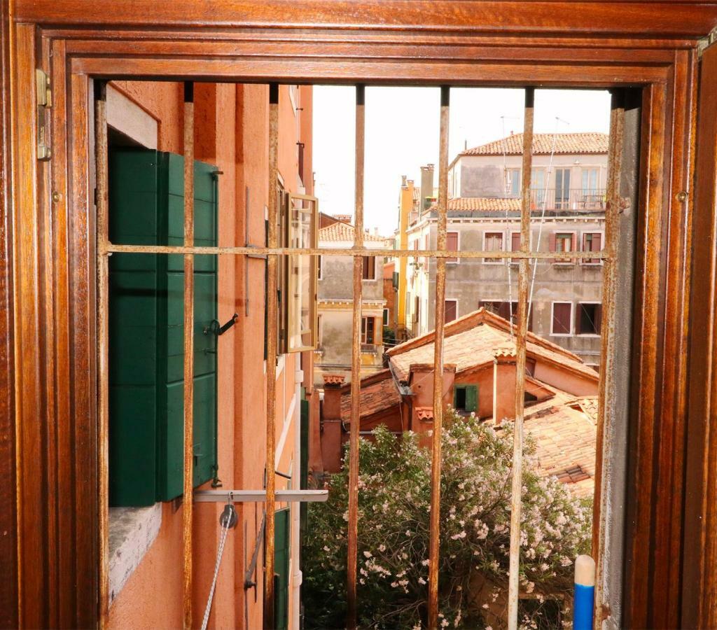 Апартаменты Al Mezzanino, Palazzo Torniello Венеция Экстерьер фото